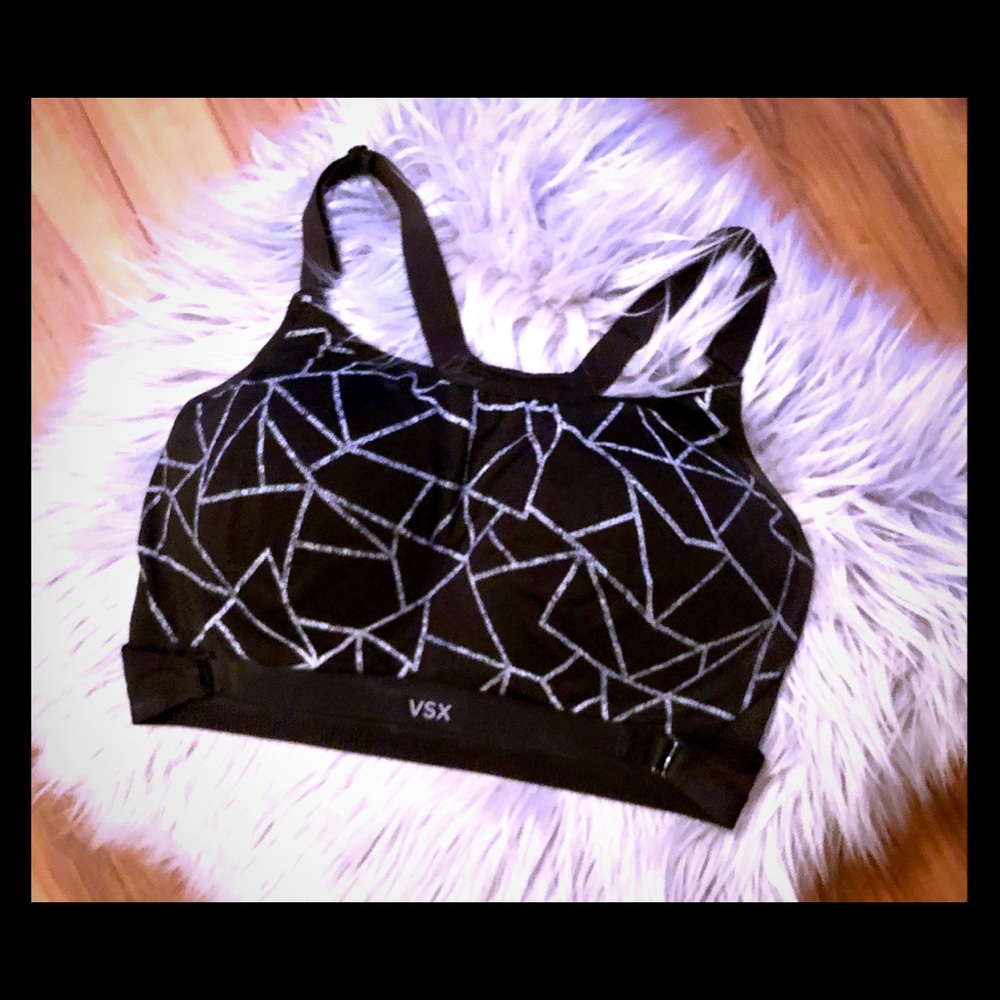 Victoria’s Secret Sports Bra - 36D